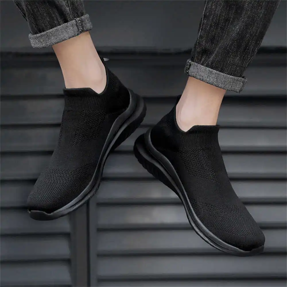 Women Accessories Brand Name - Sepatu olahraga pria, krem lembut baru